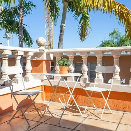 Home Away From Home With Private Deck *