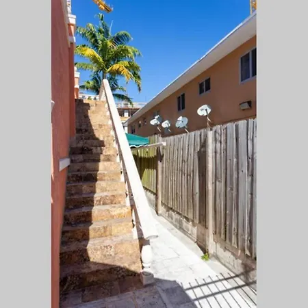 Home Away From Home With Private Deck *